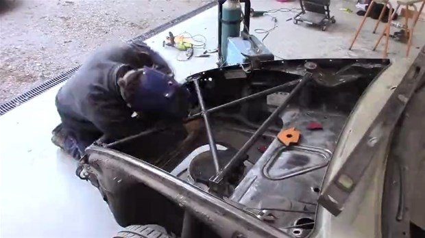 Porsche'yi böyle yeniledi