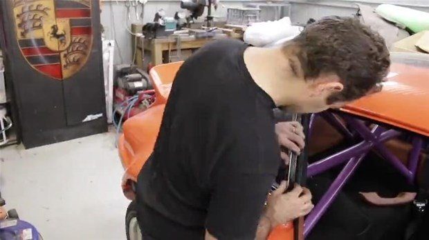 Porsche'yi böyle yeniledi
