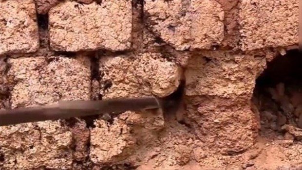 Duvarı deldiler, çıkanlar şoke etti