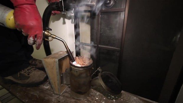 Duvarı deldiler, çıkanlar şoke etti