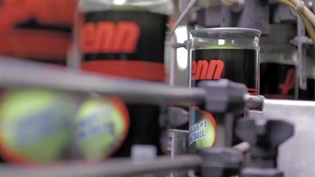 Tenis topu nasıl yapılıyor?