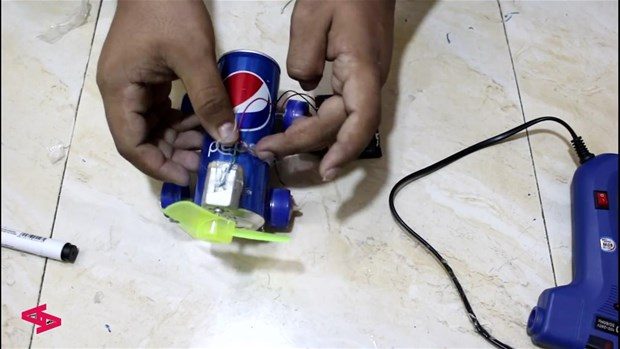 Kola kutusundan bakın ne yaptı