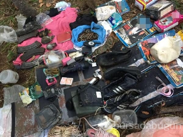 Toprağı eşeleyen ayı PKK sığınağını ortaya çıkardı!
