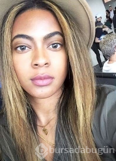 Ünlü şarkıcı Beyonce'ye ikizi kadar benziyor