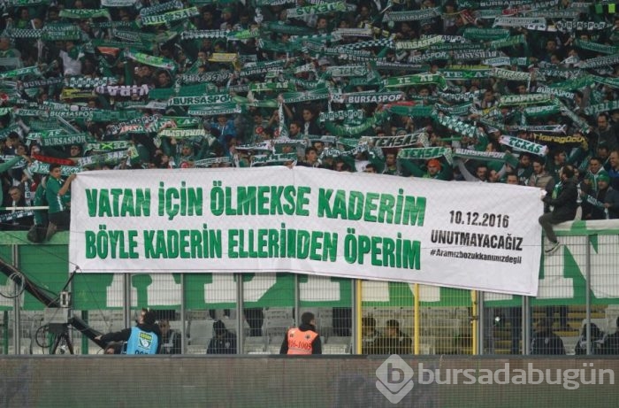 Bursaspor için 250 kişi hazırladı 23 bin kişi sergiledi	