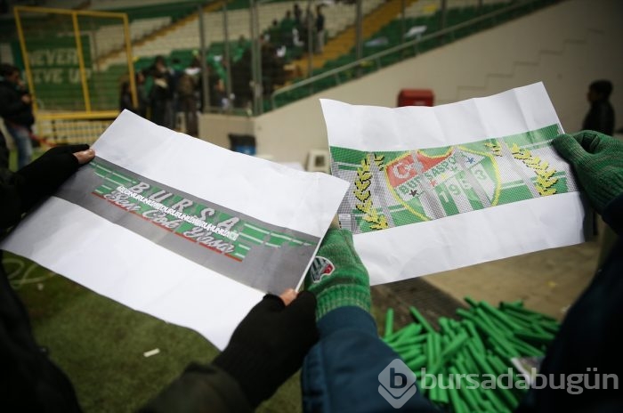 Bursaspor için 250 kişi hazırladı 23 bin kişi sergiledi	