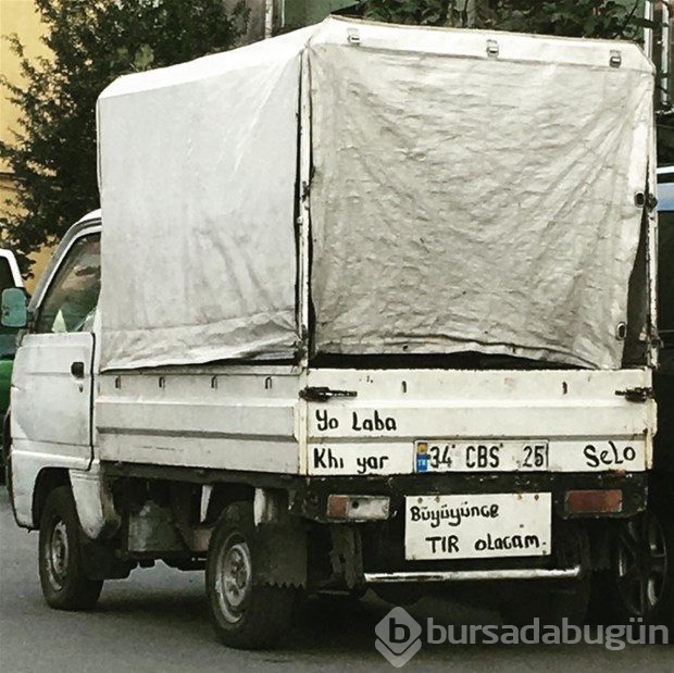 En komik araç yazıları
