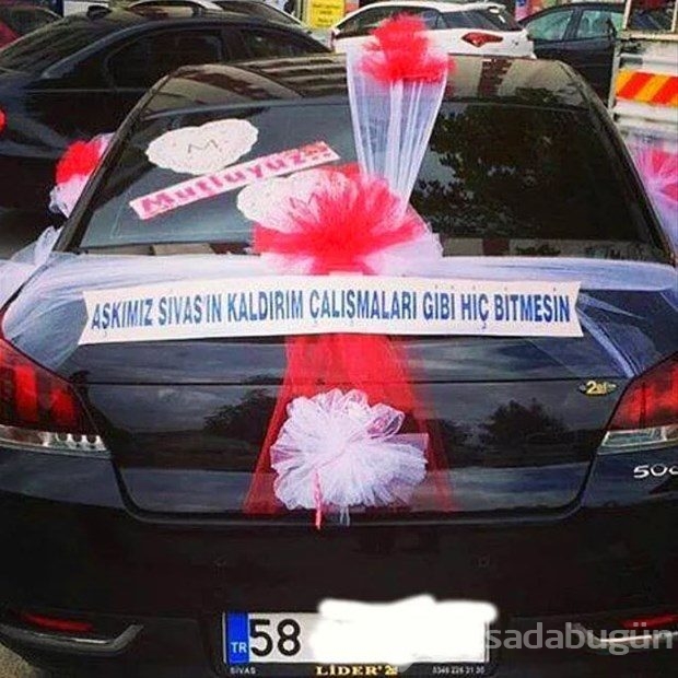En komik araç yazıları