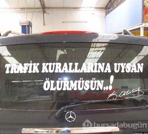 En komik araç yazıları
