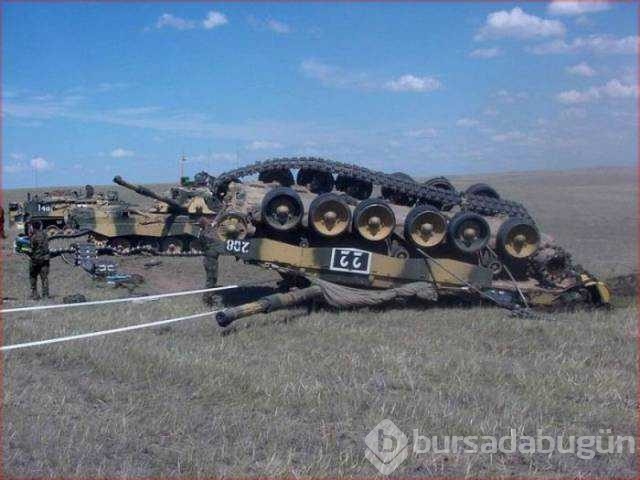 Askerlerin akıl sır ermeyen tank kazaları
