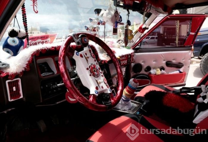 Otomobilini "Kartal Palas"a çevirdi