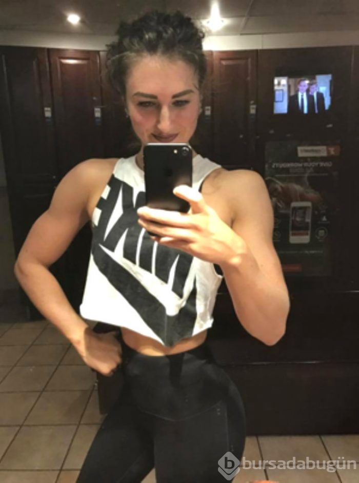 Taş gibi olan fitness yıldızı sırrını anlattı