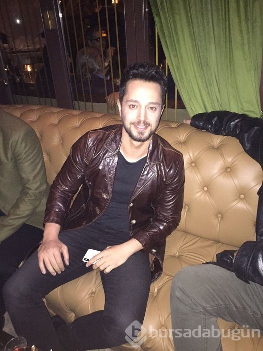 Günaydın'ın partisinde ünlüler geçidi