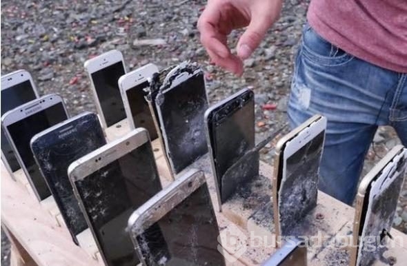 Apple ve Samsung'a böyle işkence yaptılar!