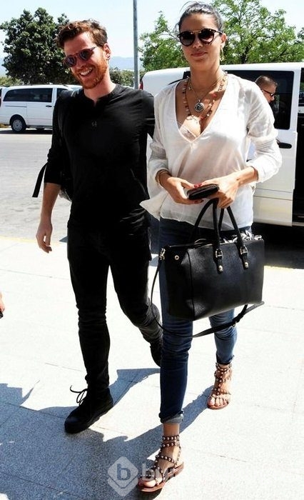 Metin Hara, Adriana Lima'yı da aydınlattı