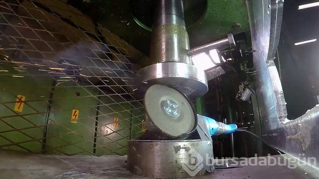 Kibrit çöpleri üzerinde tehlikeli hareketler!