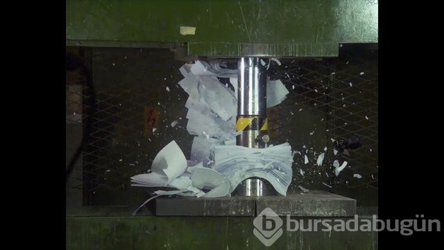 Kibrit çöpleri üzerinde tehlikeli hareketler!