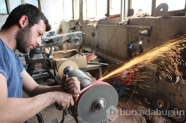 Memurluğu bıraktı patron oldu