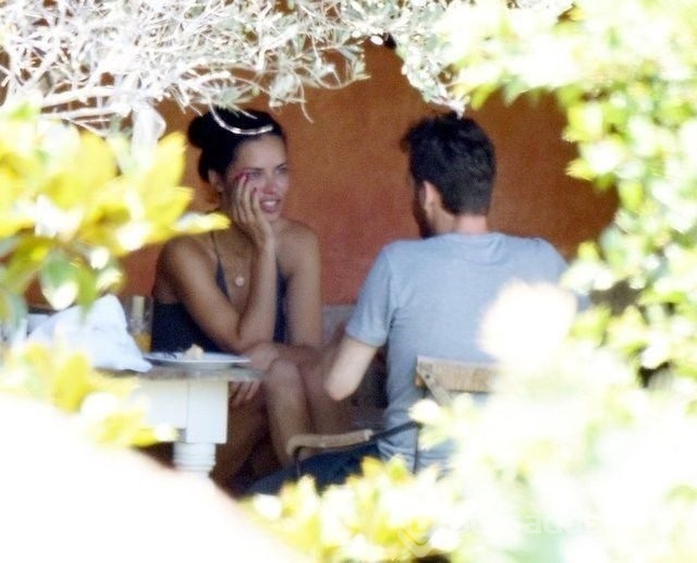 Adriana Lima ile Metin Hara ayrıldı mı?