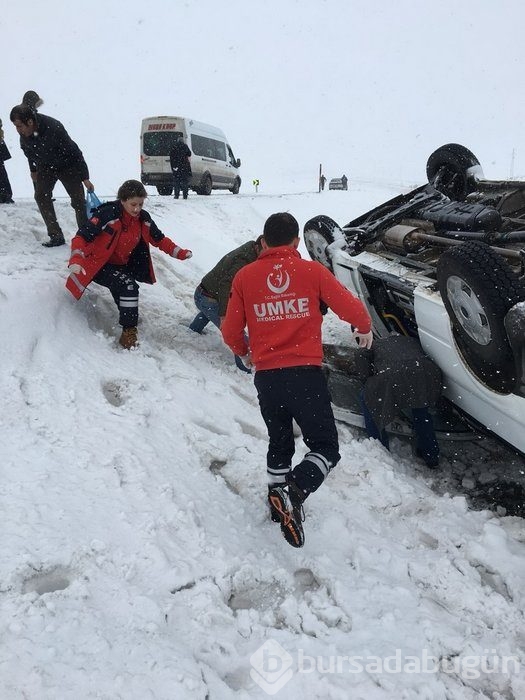 Yoğun kar yağışı hayatı olumsuz etkiliyor