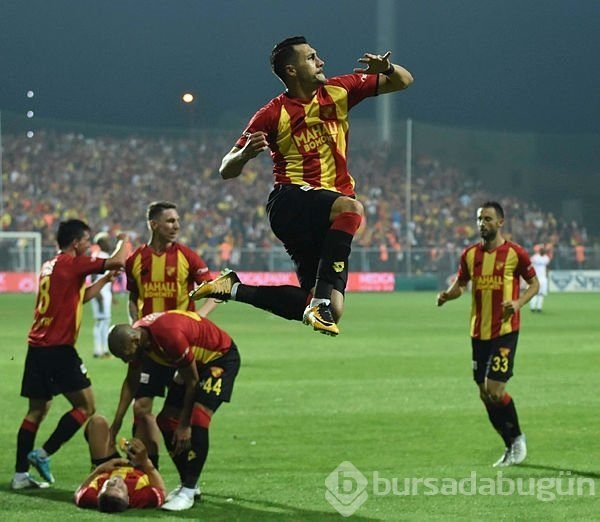 Fatih Terim ilk maçında 11'i belirledi