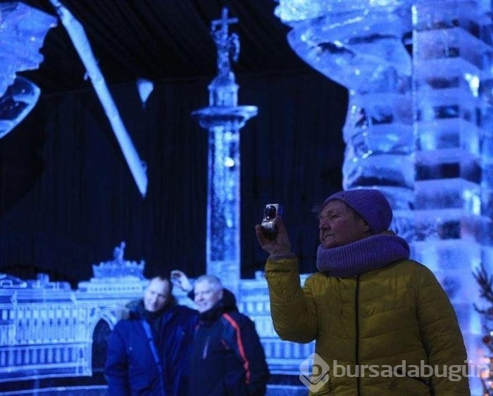 Rusya'da buz şöleni