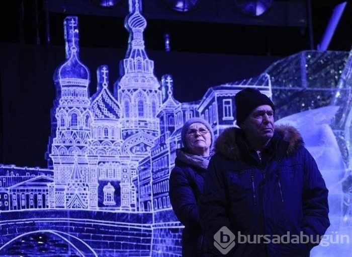 Rusya'da buz şöleni