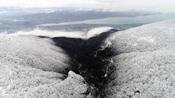 Kartepe'nin eşsiz doğası havadan görüntülendi