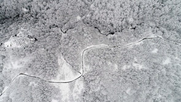 Kartepe'nin eşsiz doğası havadan görüntülendi