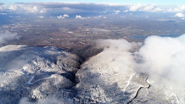 Kartepe'nin eşsiz doğası havadan görüntülendi