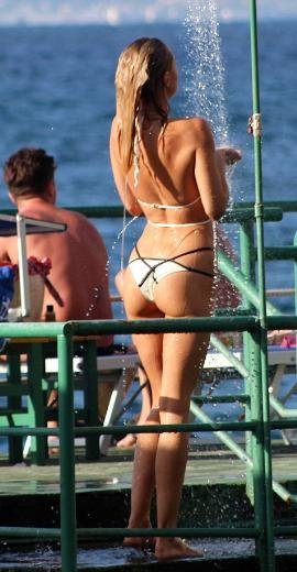 Kimberley Garner Noel tatilinde