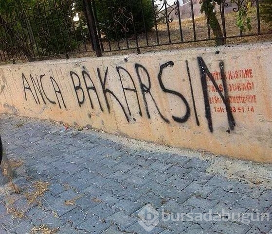 İlginç duvar yazıları