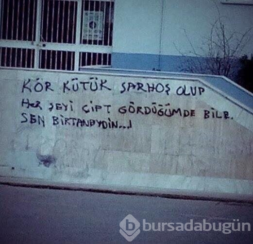 İlginç duvar yazıları