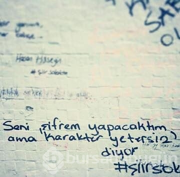 İlginç duvar yazıları