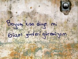 İlginç duvar yazıları