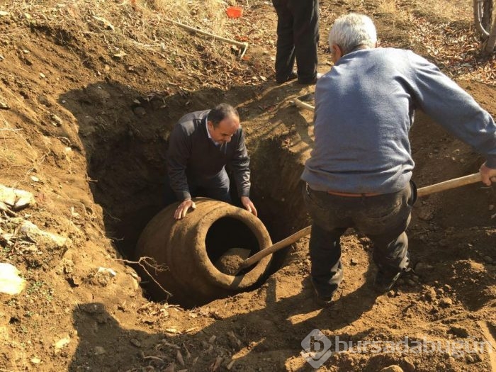 Malatya'da 2 bin yıllık küp bulundu