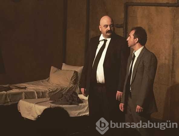 Yemekteyiz'in dış sesi kimdir? 