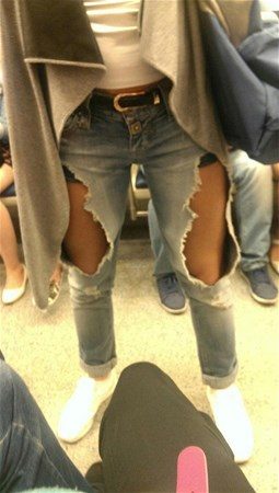 Metroya böyle bindi sonra kendini kaybetti