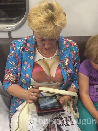Metroya böyle bindi sonra kendini kaybetti