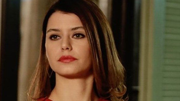 Beren Saat diyetisyene başladı!