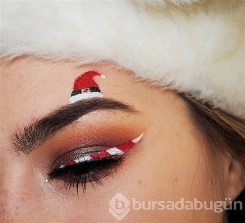 Noel Baba şapkası kaşlarda
