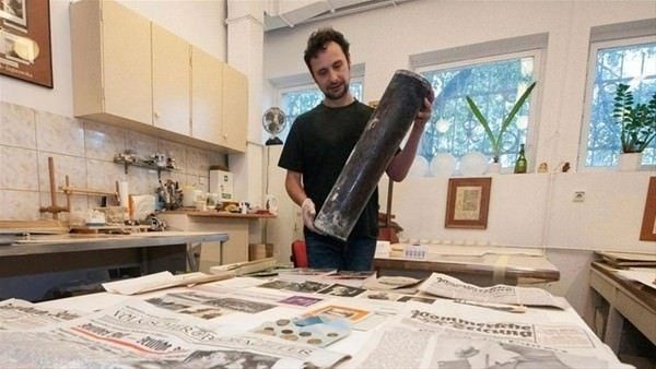 Terk edilmiş Ufo pistleri olduğu iddia ediliyor
