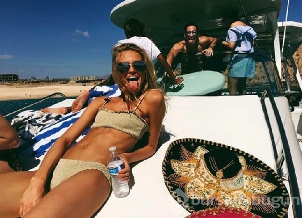 Romee Strijd çok sıkı çalışıyor