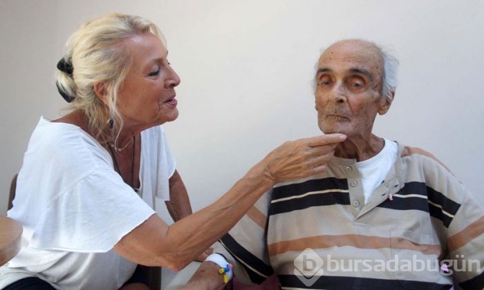 Yüzlerinde geçmişin izleri