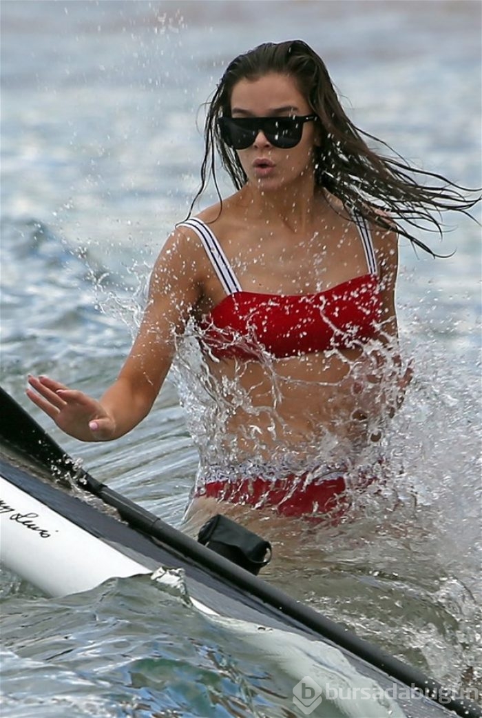 Hailee Steinfeld magazincilere yakalandı