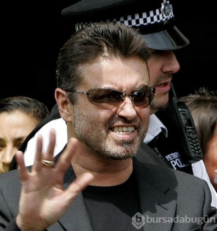 George Michael'ın ölüm yıl dönümünde ailesi çocukluk fotoğrafını yayınladı

