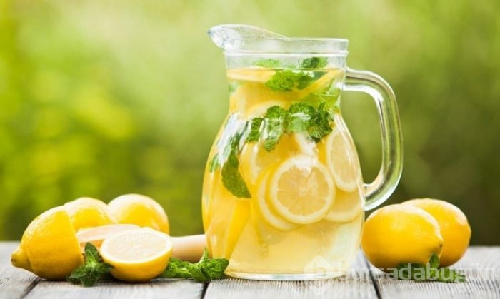 Limonlu su içmenin faydası
