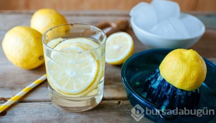 Limonlu su içmenin faydası
