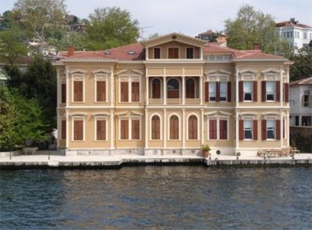 İstanbul'un yalıları ve hikayeleri
