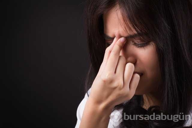Sağ yumruğu 90 saniye sıkmak öğrenmeyi kolaylaştırıyor!